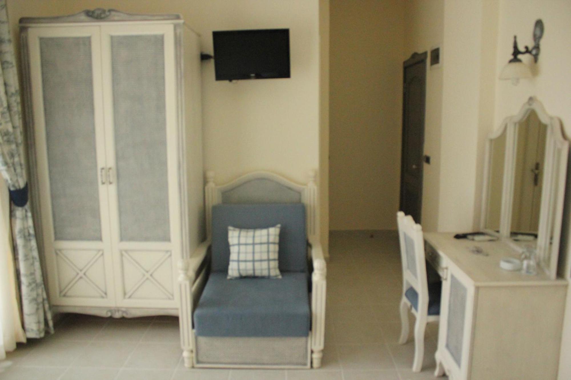 Dolina Hotel Çeşme Esterno foto