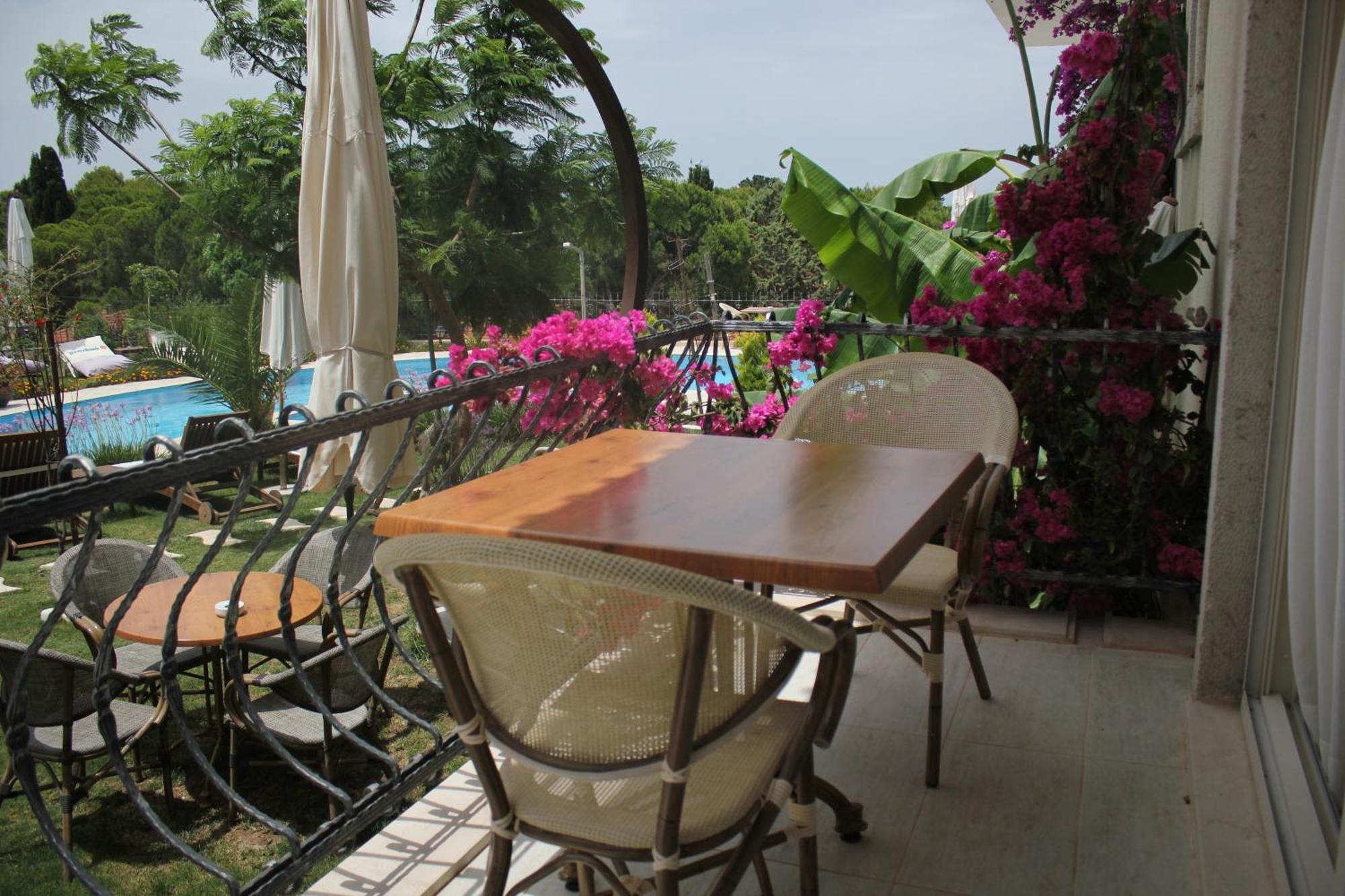 Dolina Hotel Çeşme Esterno foto